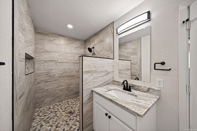 192 Oriole, New Braunfels, TX 78130