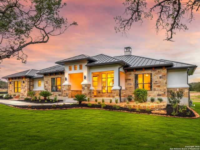 1217 RIO CENTRAL DR, Spring Branch, TX 78070