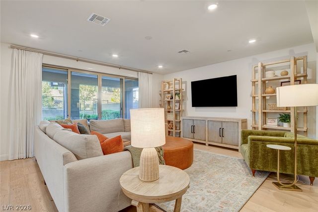 12438 Sunset Sage Avenue, Las Vegas, NV 89138