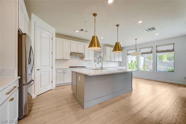 12438 Sunset Sage Avenue, Las Vegas, NV 89138