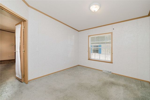 38 Hummingbird Lane, Tiverton, RI 02878