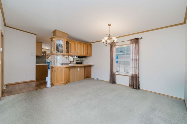 38 Hummingbird Lane, Tiverton, RI 02878