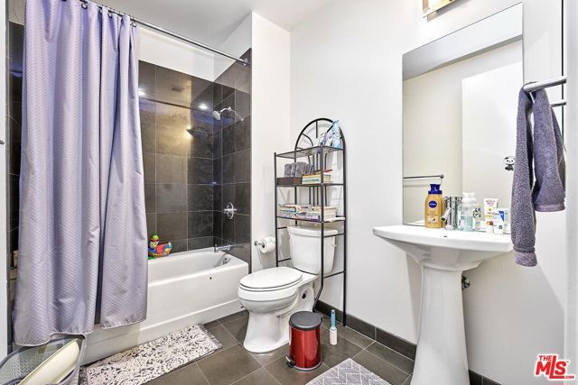 3223 W 6th Street 405, Los Angeles, CA 90020
