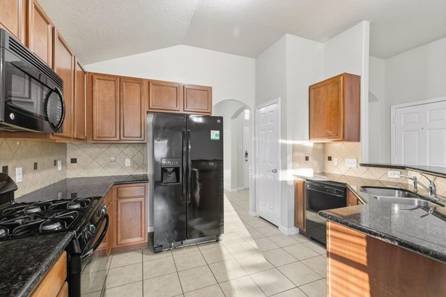 1014 Bahia Vista Drive, Richmond, TX 77406