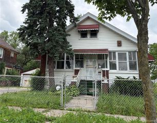 9935 Broadstreet Avenue, Detroit, MI 48204