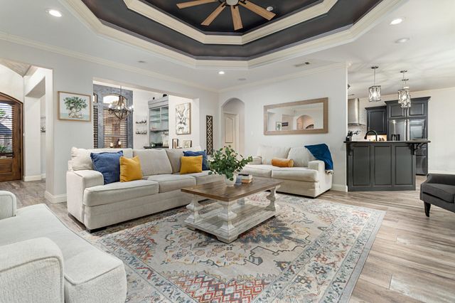 150 Greenwing Ln, Orange, TX 77630