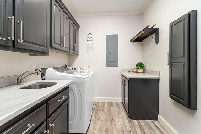 150 Greenwing Ln, Orange, TX 77630