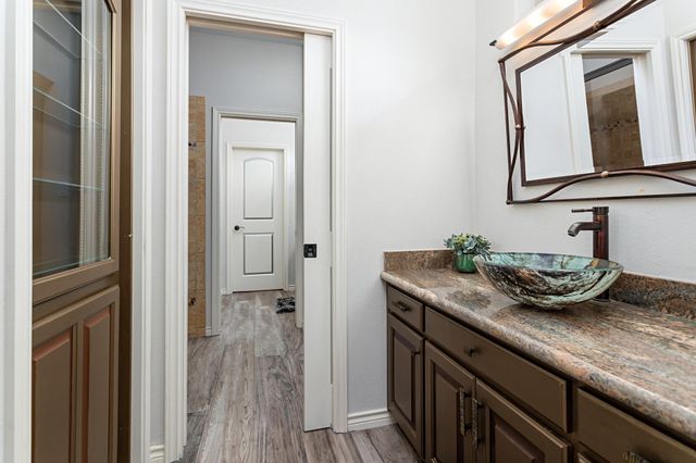 150 Greenwing Ln, Orange, TX 77630