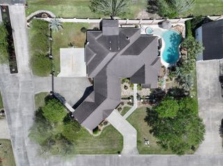 150 Greenwing Ln, Orange, TX 77630