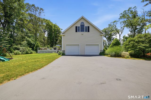 30 Tranquility Way, Milford, CT 06461
