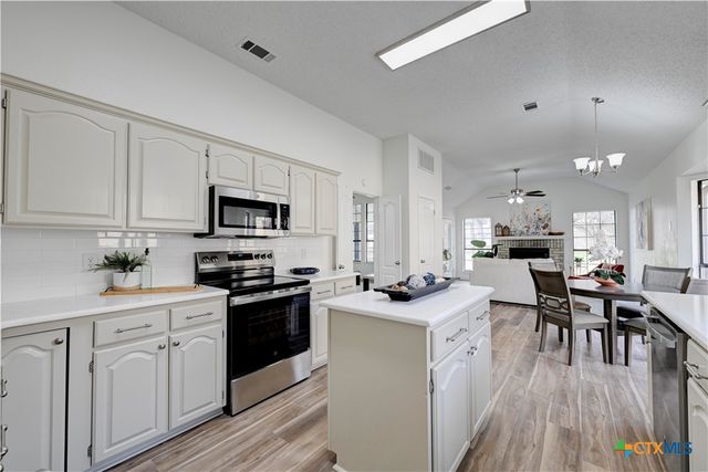 604 Arapaho Drive, Harker Heights, TX 76548