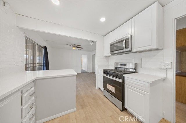 1895 W Devonshire Avenue 76, Hemet, CA 92545