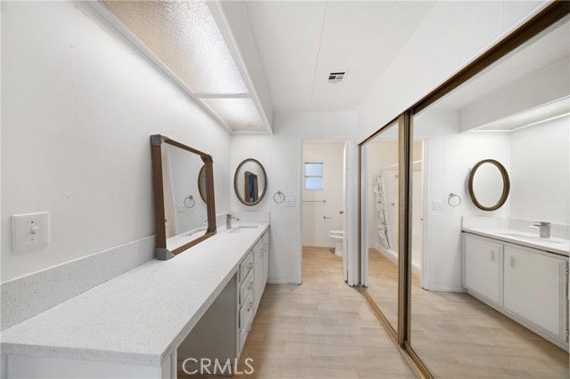 1895 W Devonshire Avenue 76, Hemet, CA 92545