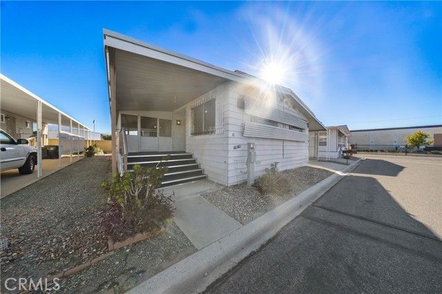 1895 W Devonshire Avenue 76, Hemet, CA 92545