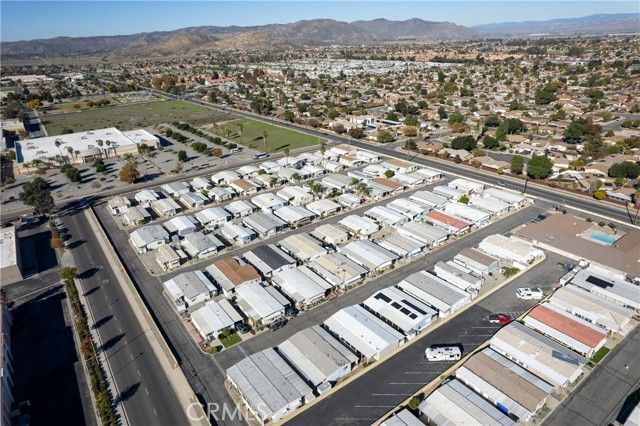 1895 W Devonshire Avenue 76, Hemet, CA 92545