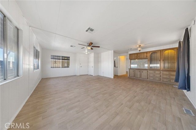 1895 W Devonshire Avenue 76, Hemet, CA 92545