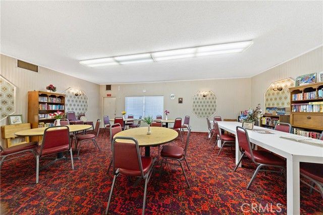 1895 W Devonshire Avenue 76, Hemet, CA 92545