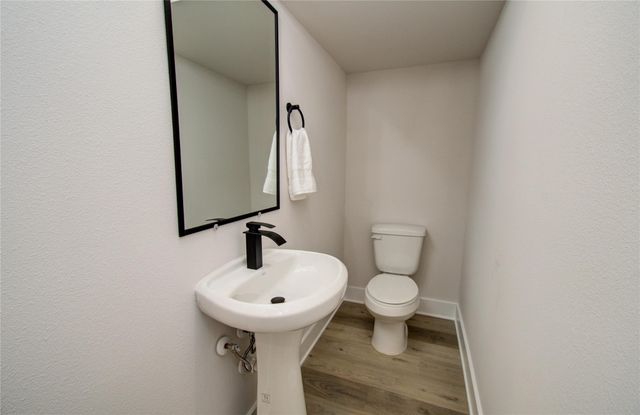 2626 W Tidwell Road B, Houston, TX 77091