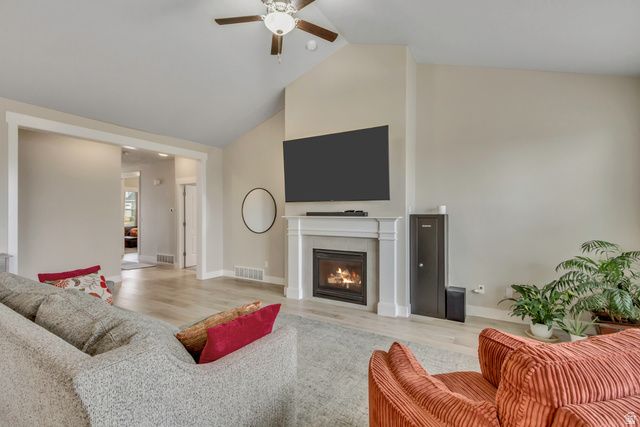 88 S 850 E, Salem, UT 84653