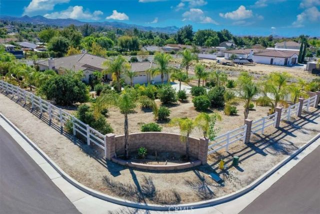 17715 Timberview Drive, Riverside, CA 92504
