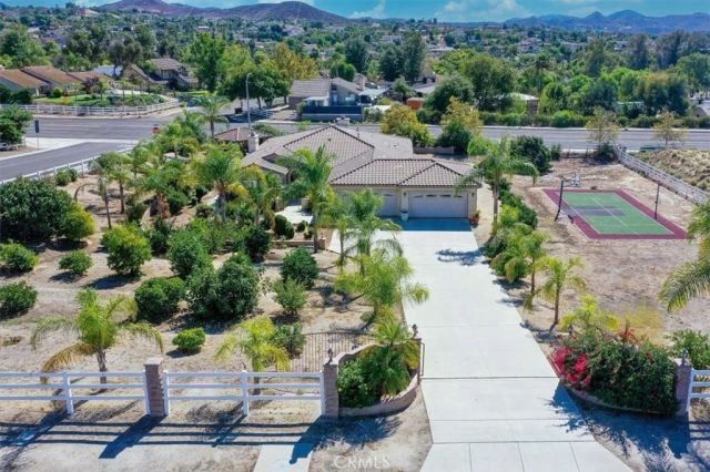 17715 Timberview Drive, Riverside, CA 92504