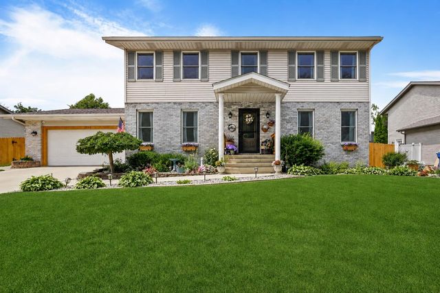 2242 Grand Avenue, Schererville, IN 46375