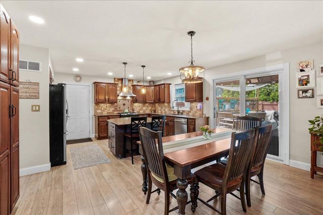 2242 Grand Avenue, Schererville, IN 46375