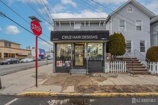 349 Oak E Street, Perth Amboy, NJ 08861