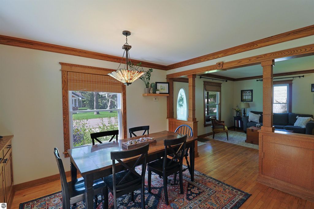 Image 7 of property listing at 523 Liberty, Alma, MI 48801