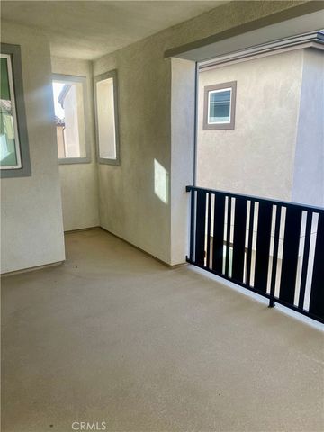 16040 Jamie Lane 8, Fontana, CA 92336