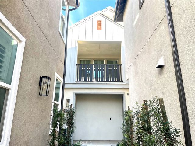 16040 Jamie Lane 8, Fontana, CA 92336