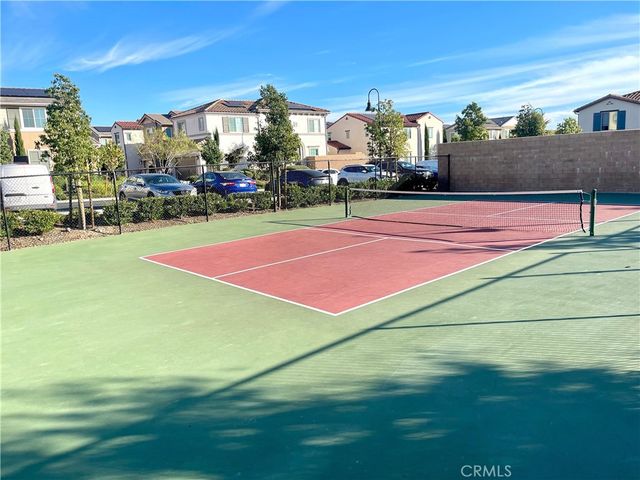 16040 Jamie Lane 8, Fontana, CA 92336