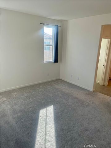 16040 Jamie Lane 8, Fontana, CA 92336