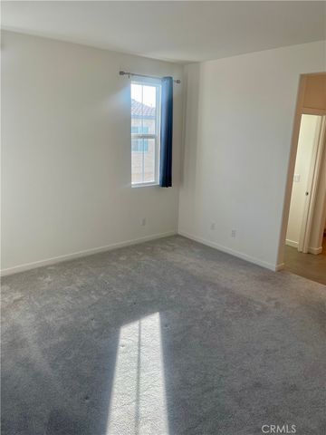 16040 Jamie Lane 8, Fontana, CA 92336