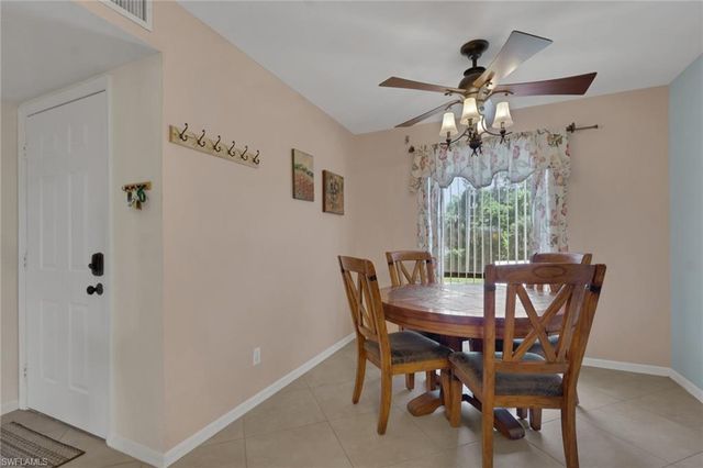 4410 Chantelle DR H-205, Naples, FL 34112