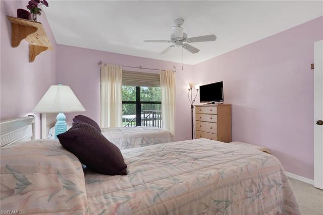 4410 Chantelle DR H-205, Naples, FL 34112