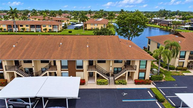 4410 Chantelle DR H-205, Naples, FL 34112