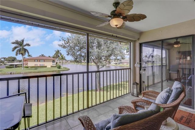 4410 Chantelle DR H-205, Naples, FL 34112
