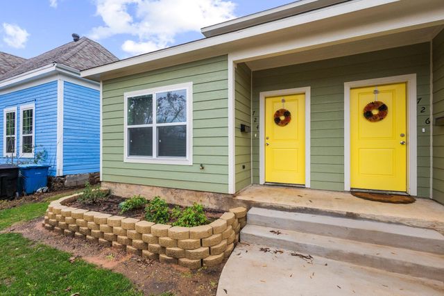 724 W Gandy Street, Denison, TX 75020