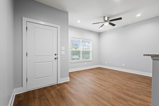 724 W Gandy Street, Denison, TX 75020