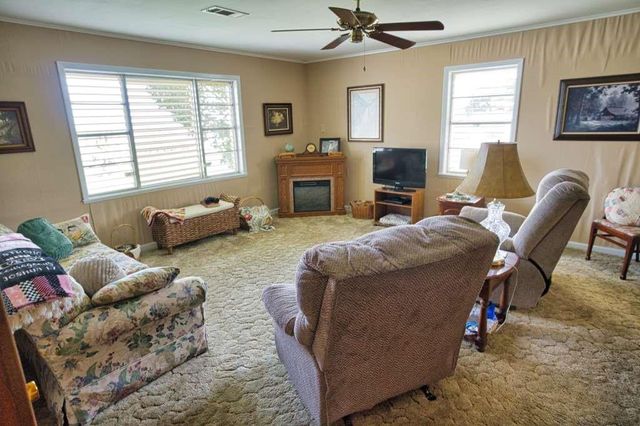 5216 County Road 469 10, Brazoria, TX 77422
