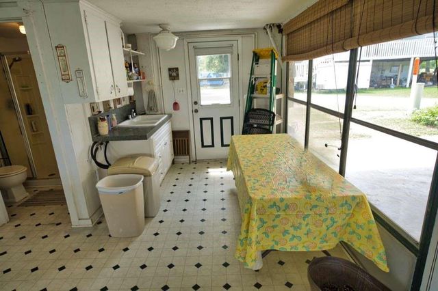 5216 County Road 469 10, Brazoria, TX 77422