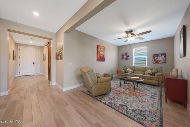 18545 W ALICE Avenue, Waddell, AZ 85355