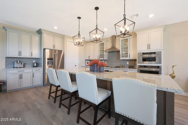 18545 W ALICE Avenue, Waddell, AZ 85355