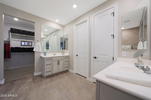 18545 W ALICE Avenue, Waddell, AZ 85355