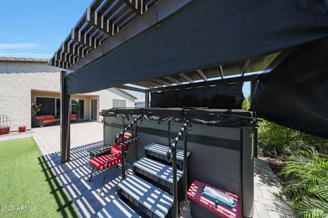 18545 W ALICE Avenue, Waddell, AZ 85355