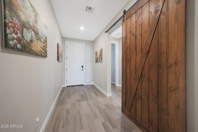 18545 W ALICE Avenue, Waddell, AZ 85355