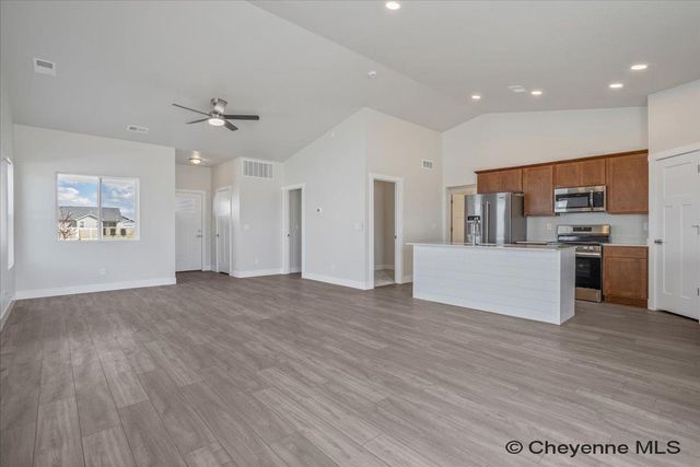 5725 LIZ RANCH RD, Cheyenne, WY 82007