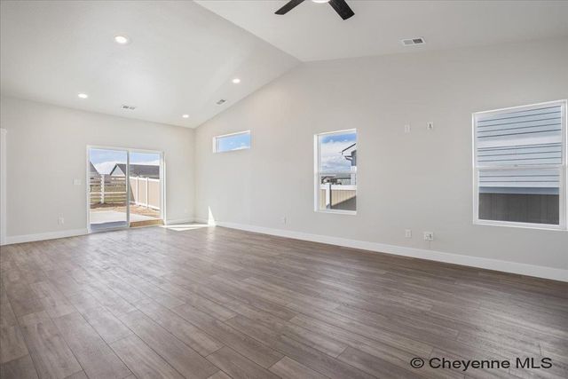 5725 LIZ RANCH RD, Cheyenne, WY 82007