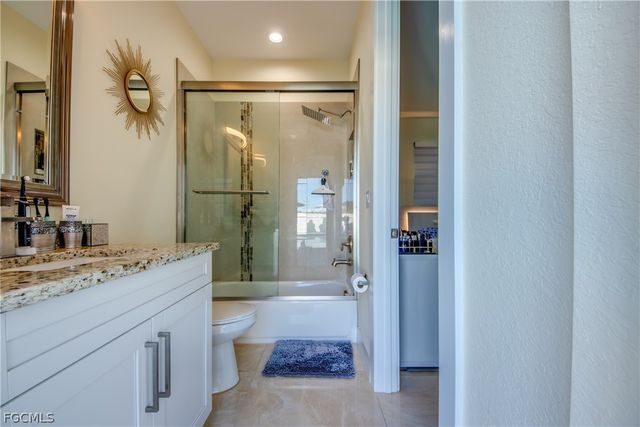 519 Trafalgar PKWY, Cape Coral, FL 33991